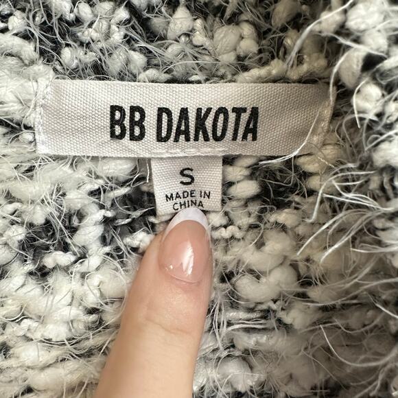 BB Dakota Eyelash Open Cardigan Ivory White Black Patterned Small Soft Cozy - Picture 5 of 9